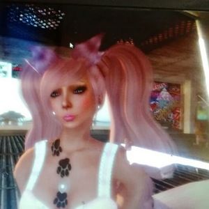 Meet your Posher, Natalie